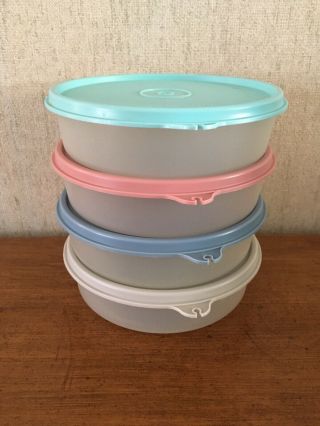 Tupperware Set Of 4 Wonders Bowls 1551 W/country Pastel Lids 238