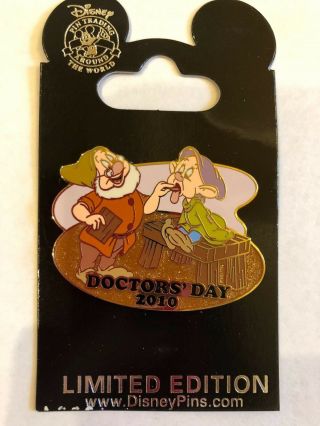 Disney Pin Doctors Day 2010 Le 1500 Dwarfs