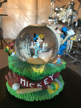 Disney Extremely Rare Mickey Mouse & Friends Baseball Snow Globe