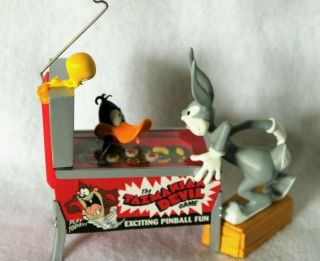 Hallmark Looney Tunes Pinball Action Christmas Ornament Bugs Bunny Tweety Daffy