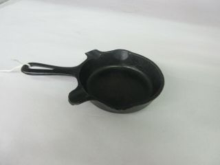 Vintage Griswold Cast Iron Mini Skillet Ashtray Advertising Quality Ware M - 309