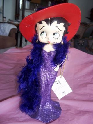 Betty Boop " Red Hat Society " Feather Boa Figurine - Westland Giftware 6971 - 2004