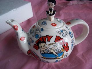 Betty Boop Graphic Teapot " The Many Faces Of Betty Boop " By Cardew Design 2003