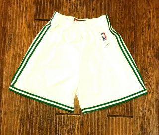 Nwot Vintage Nike Nba Swingman Boston Celtics Home White Shorts Size L Retro