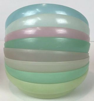 Set Of 8 Vintage Tupperware Pastel Color Cereal Bowls 155 With Clear Lids