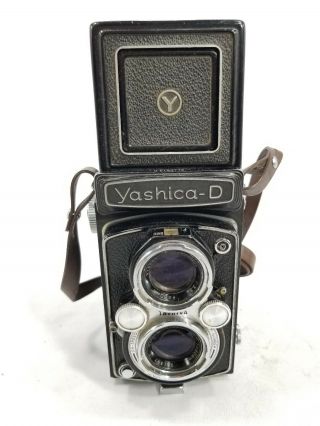 Vintage Yashica D 120mm Tlr Camera.