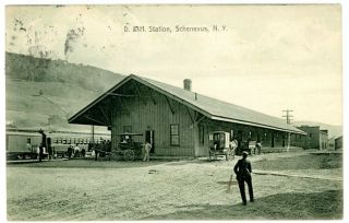 Schenevus Ny - D&h Railroad Station - Postcard Otsego County