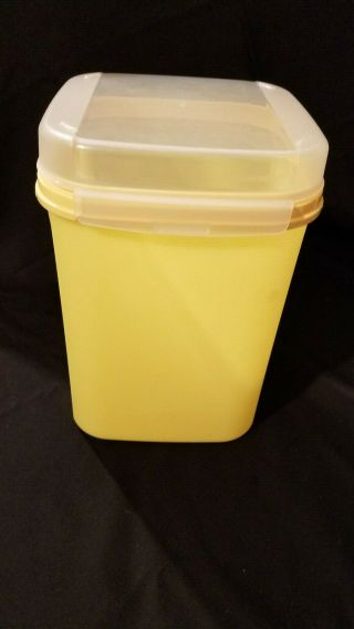 Tupperware Modular Mate Square 23 Cup 4 1622 Yellow Container Flip Top Lid Euc