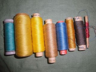 (2321) Thread Mania 8 Vintage Thread On Plastic Spools Various Makers
