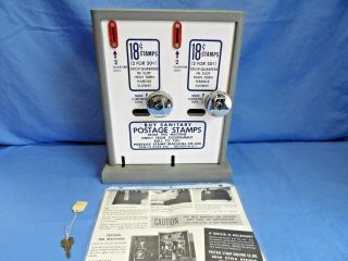Vintage Us Postage Stamp Machine Co - Vending Machine - York 18 Cent W/key