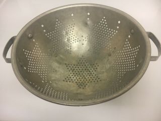 Aluminum Colander 9 Inch Metal Strainer 6 Point Star Punch Hole Pattern 3 Footed