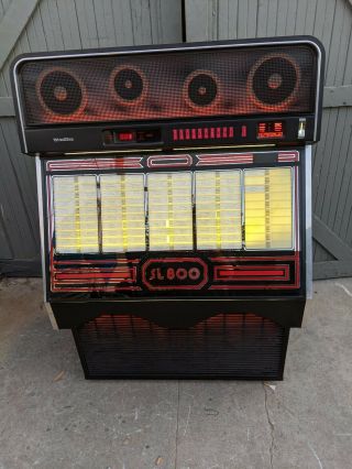 1987 Wurlitzer Sl - 800 Jukebox.  Looks Sounds And Perfect