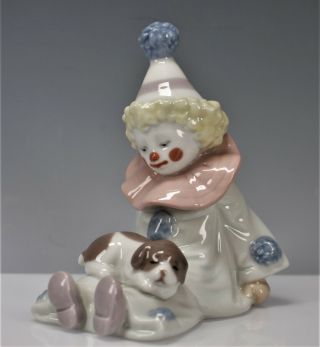 Lladro Pierrot With Puppy Circus Clown & Dog 5277 Porcelain Figurine