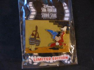Disney Sorcerer Mickey And Broom 3 - D Dsf Ptd Le 300 Pin