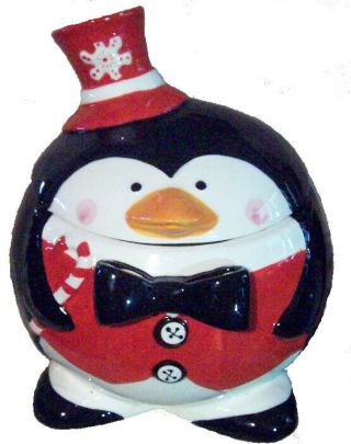 Cracker Barrel Just Chillin Christmas Cookie Jar - Penguin - Round Fat Top Hat