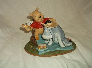 Pooh & Friends Summer Days Are Full Of Fun For Two Eeyore Lmtd Ed Figurine