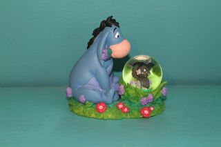 Disney Store Winnie The Pooh Eeyore And The Gopher Snow Globe Figurine 4 " X 5 "