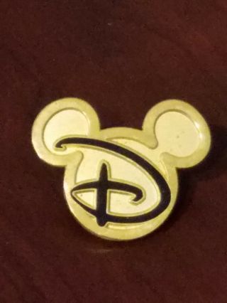 Disney Pin 38197 Mickey Icon Convention Pin (gold) Limited Edition To 500