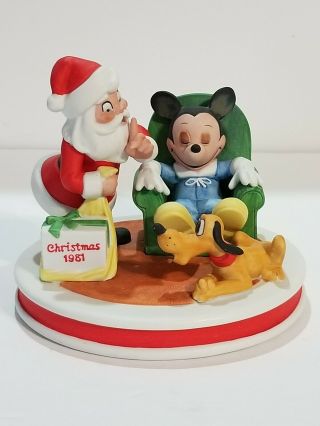 Grolier Disney Figurine Christmas 1981 Santa Mickey Mouse Pluto