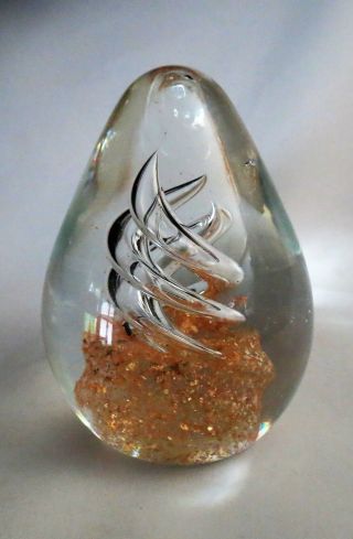 Dynasty Gallery Heirloom Collectible Gold Flake Paperweight Egg Shape