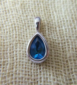 Vintage 14k White Gold Pear Cut Blue Aquamarine Stone Teardrop Pendant