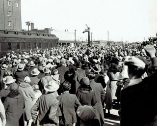 1932 Vintage Photo Herbert Hoover Speaks On Special Train Grand Island Nebraska