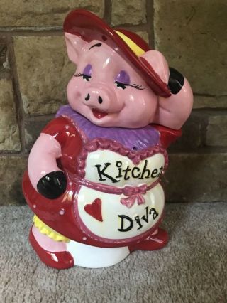 Red Hat Society Mercuries Ceramic Cookie Jar Pig Kitchen Diva Miss Piggy