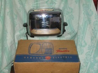 Vtg 1950s General Electric Ge Chrome 2 Slice Toaster 82t82 - - Near W/ Box