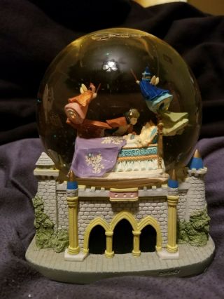 Disney Sleeping Beauty Snow Globe Once Upon A Dream – First Kiss
