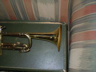 HOLTON COLLEGIATE T 602 VINTAGE TRUMPET WITH Mpc Bach 7C case 3