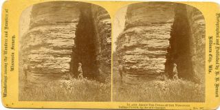 H.  H.  Bennett Kilbourn City,  Wis Stereoview Indian Cavern Dells Of Wisconsin