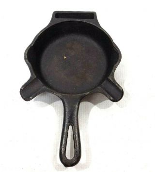 Griswold 00 Ashtray W/ Match Holder 570a Quality Wear Cast Iron