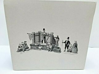 Dept 56 A CHRISTMAS CAROL READING BY CHARLES DICKENS Porcelain 2