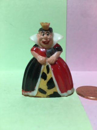 Marx Disneykins Queen Of Hearts Plastic Figure Disney Alice Wonderland Character