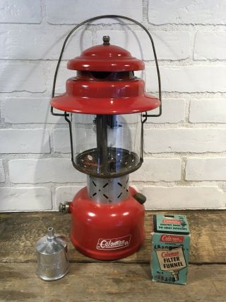 Vintage Coleman Lantern Model 220 - E Octobre 1966