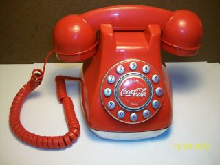 Coca - Cola Collectible - Snow Dome Red Telephone - Push Button
