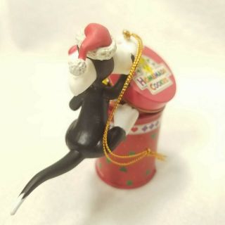 Tweety & Sylvester Cookie Tin Can Xmas Ornament 1997 Looney Tunes Cat Bird 2