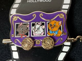 Disney Pin Le 400 - Marie Berlioz & Toulouse Cats Train Cars Dsf Dssh Aristocats