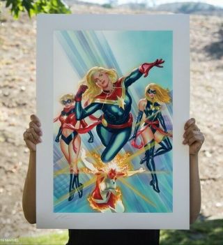 Sideshow Captain Marvel 1 Fine Art Print (alex Ross)