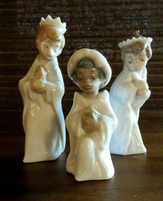 Lladro 3 Kings Wisemen Set Of Xmas Ornaments 5729,  Porcelain Nativity Figurines