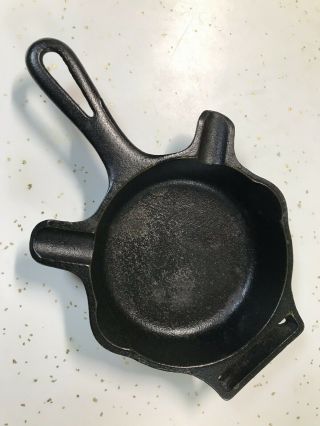 GRISWOLD Cast Iron 00 ASHTRAY Match Holder 570 Erie PA Quality Ware HEAT RING 3