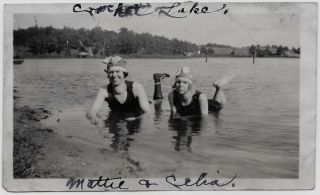 Old Photo Women Lying Down In Shallow Water Wearing Swimsuits And Caps 1910s