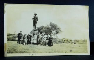 Gettysburg,  Pa - Battlefield - Photo Of Group At Monument