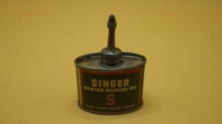 Vintage Lead Top Singer Sewing Machine 1 - 1/3 Oz Handioiler Tin Oil Can Usa