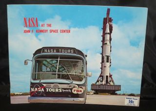 1981 Nasa At The John F Kennedy Space Center Souvenir Booklet Twa Nasa Tours