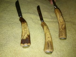 3 Vintage Germany Hand Carved Stag Handle Steak Knives With Varved Stage Handle