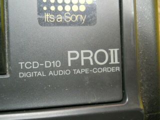 ESTATE VINTAGE PORTABLE PRO SONY TCD - D10 PRO II DIGITAL AUDIO TAPE - CORDER 3