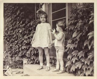 Vintage Old 1932 Photo Pretty Little Girl With Cute Boy Brother Holding Hands