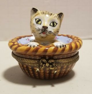 Vintage Peint Main Limoges France Cat In Basket Trinket Box 2 " Minature