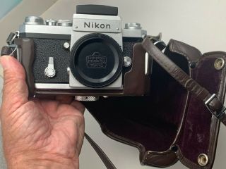 Vintage NIKON F Camera Body W/ Camera Case Serial 6921906 2